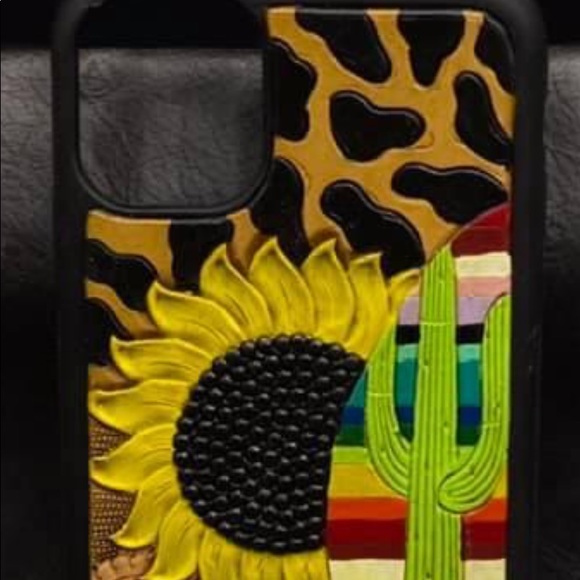 iPhone 📱 11 leather case cover custom made - Picture 1 of 1